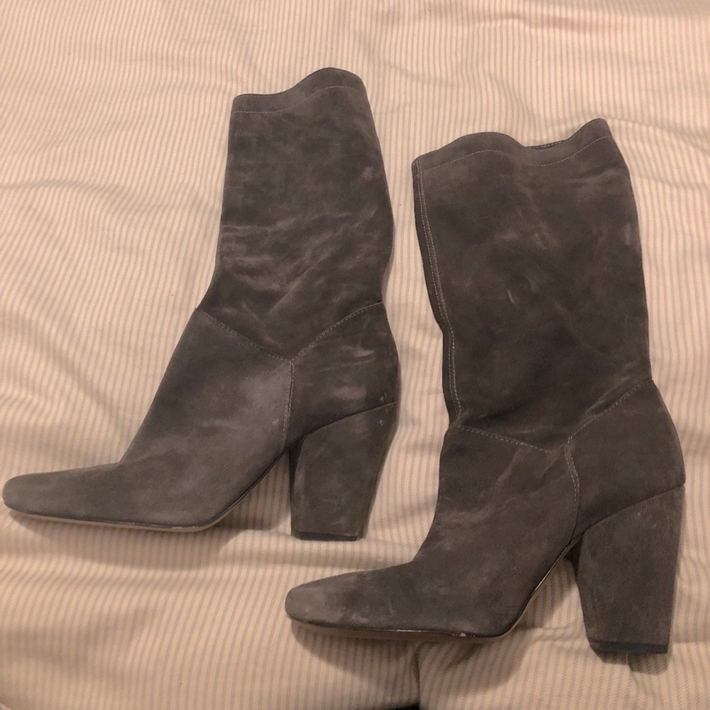 Suede boots